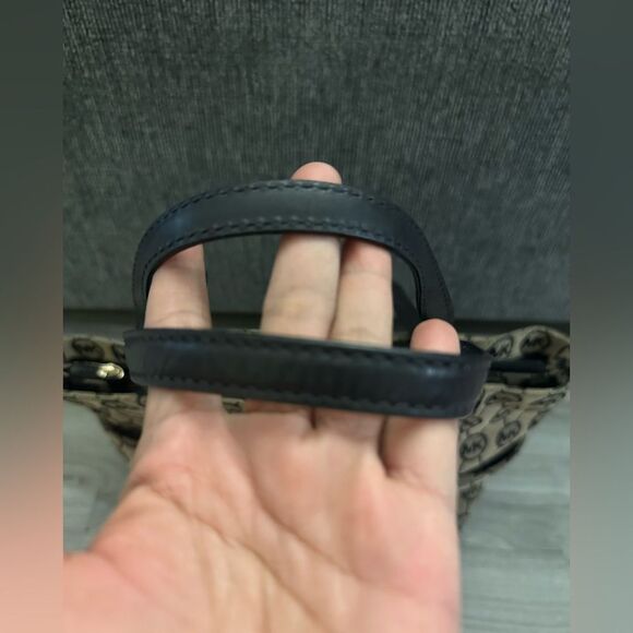 Michael Kors Black and Tan Tote Bag - Picture 9 of 13